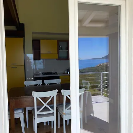 La Terrazza Blu Holiday home *
